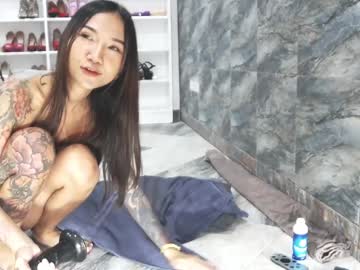 Cam for asianqueen93