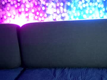 webcam girl littlee33 live cam image #4635207