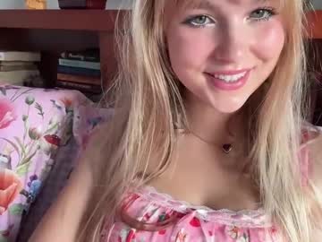 webcam girl kittengirlxo live cam image #12507825