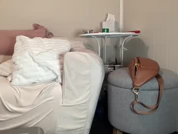 webcam girl maddyhasyummypussy live cam image #12620516