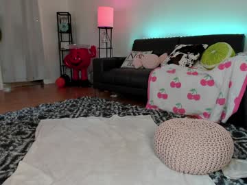 webcam girl skyewatson live cam image #10105289