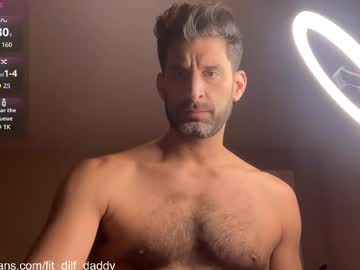 webcam man fit_dilf_daddy live cam image #13046413