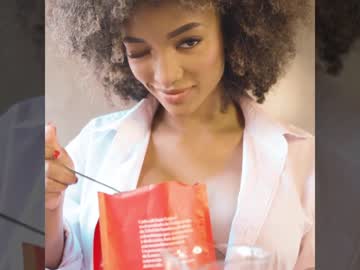 webcam girl kleogold_1 live cam image #1021012