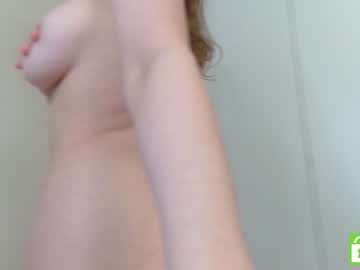 webcam girl tinkerdinky live cam image #8427614