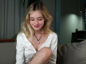 webcam girl taitehambelton live cam image #10530732