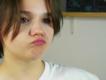 webcam girl primrosecolemanf live cam image #11093898