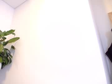 webcam girl courtneyhonney live cam image #570219