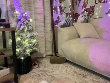 webcam girl ari_02 live cam image #7923352