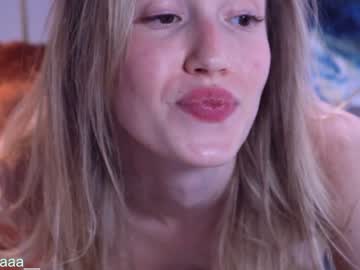 webcam girl lolly_bella_ live cam image #6233564