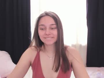 webcam girl eleonora_linn live cam image #2440389