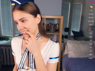 webcam girl youne_and_beautiful live cam image #5802534