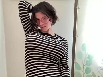 webcam girl naomi_reah live cam image #10517096