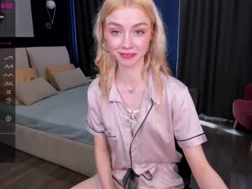webcam girl elizabethmad live cam image #6320222