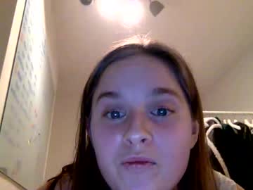 webcam girl prettygurl500516 live cam image #12001389