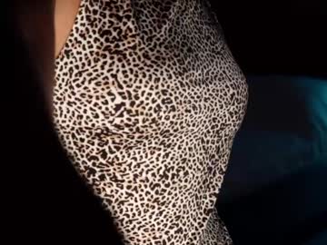webcam girl emilybatee live cam image #10378224