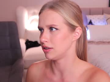 webcam girl ella_twinkle live cam image #7192254