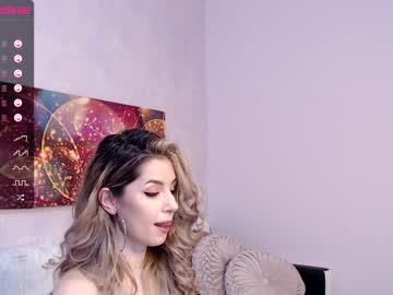 webcam girl cherry_deee live cam image #1233525