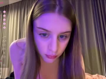 webcam tranny evie_may live cam image #9403567