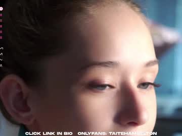 webcam girl taitehambelton live cam image #12993718