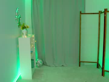 webcam girl silent_chill live cam image #5470021