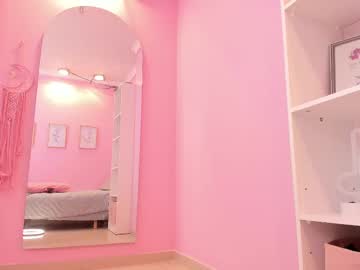 webcam girl little_effy18_ live cam image #12710982