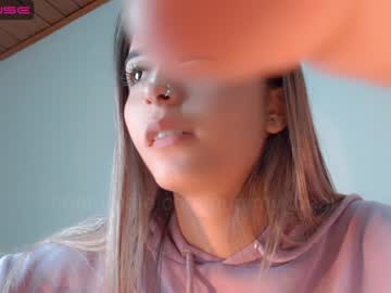 webcam girl gummy_bear7 live cam image #1887315