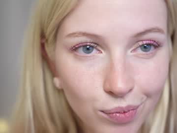 webcam girl my_stella live cam image #10287137