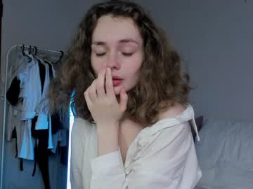 webcam girl mxxnsxsul live cam image #2996719