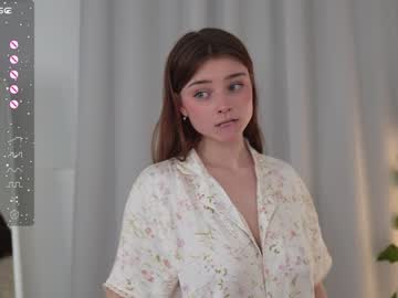 webcam girl floret_joy live cam image #9095107