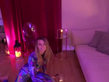 webcam girl phoenix_taylor live cam image #11584000