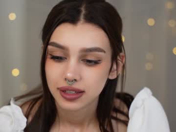 webcam girl karina_amiri live cam image #10093256