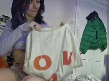 webcam girl lizzyylovesick live cam image #9632797