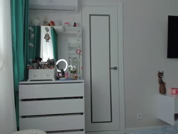 webcam girl sweety_rinushka_ live cam image #6376789