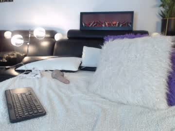 webcam girl marrylouanne live cam image #788806