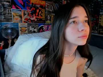 webcam girl flirtykitty_ live cam image #12156638