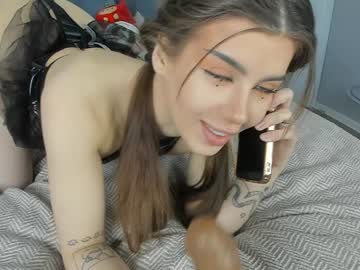 webcam girl jenie_fire live cam image #11631886