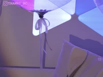webcam girl taanni_bc live cam image #7137710