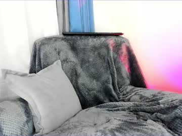 webcam girl lily_14 live cam image #1966338