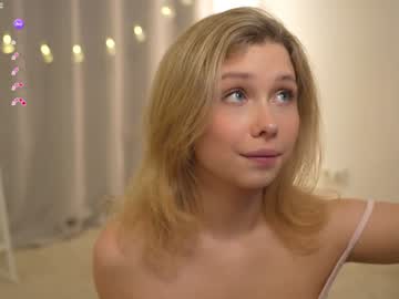 webcam girl april_blush live cam image #11156805
