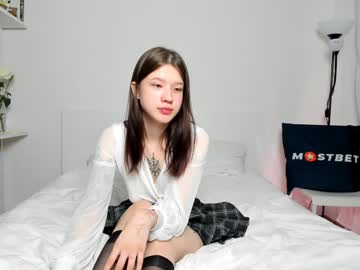 webcam couple lilkimhugoash live cam image #10619208