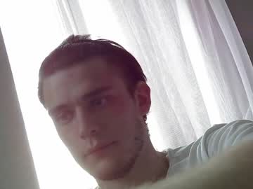 webcam man jon3983 live cam image #2651041