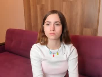 webcam girl emilybrowne live cam image #4971801