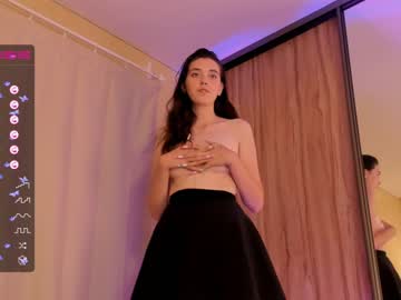 webcam girl christinevillarreal live cam image #3554655