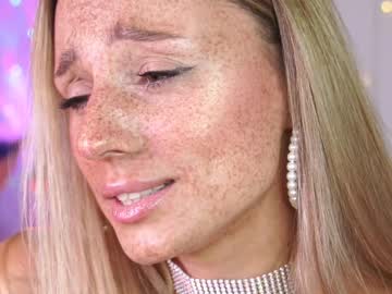 webcam girl artease live cam image #7409382