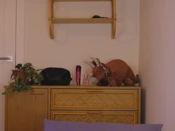 webcam girl meadowthayer live cam image #2186657