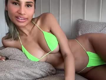 webcam girl aniishaa live cam image #12142336