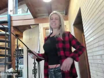 webcam girl rvlifebarbie live cam image #4919618