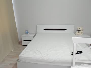 webcam girl yana_squrel_22 live cam image #2198966