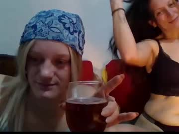 webcam couple mara_david live cam image #9979664