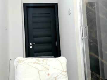 webcam girl hotfallingdevil live cam image #3530639